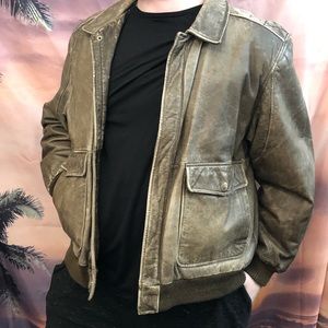 Vtg Aéropostale leather jacket